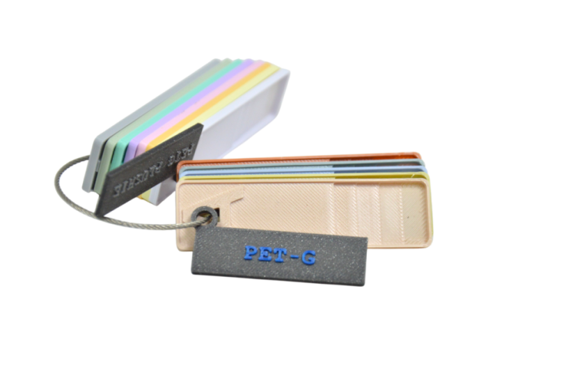 AURAPOL Filament Color Sample Book – Set of 170 Colors